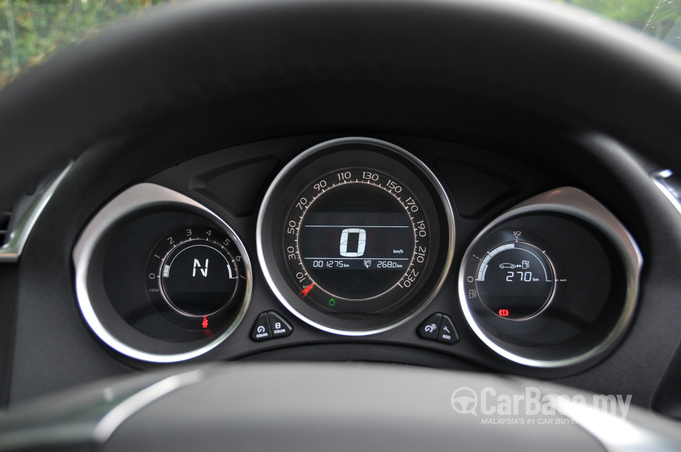 Citroen DS4 Mk1 (2013) Interior