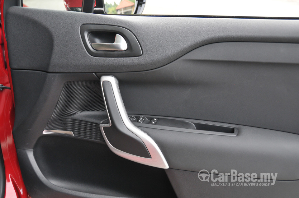 Citroen DS4 Mk1 (2013) Interior
