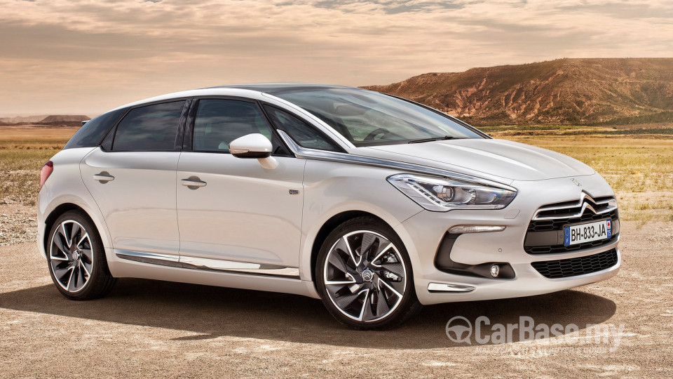 Citroen DS5 Mk1 (2013) Exterior