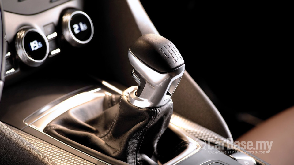 Citroen DS5 Mk1 (2013) Interior