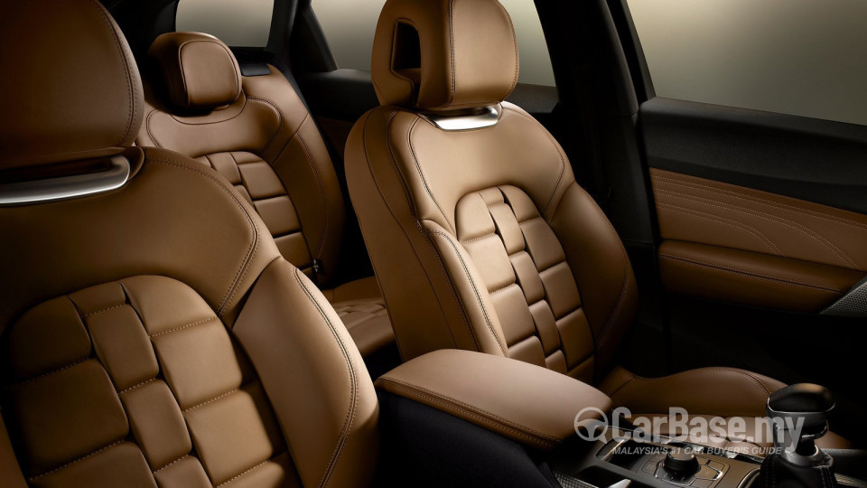 Citroen DS5 Mk1 (2013) Interior