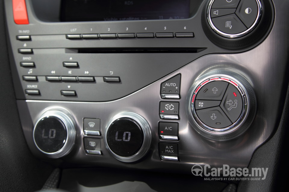 Citroen DS5 Mk1 (2013) Interior