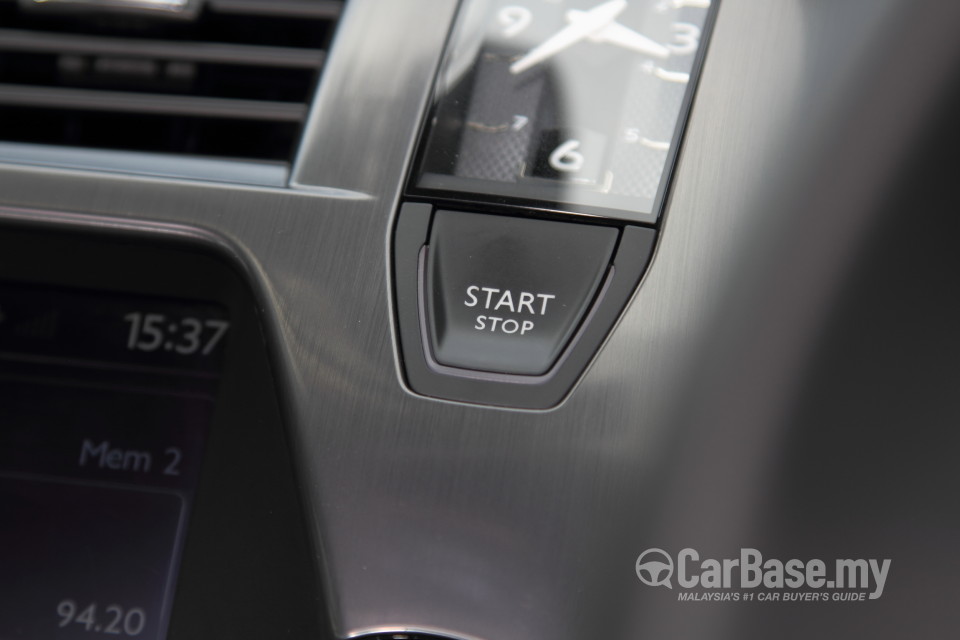 Citroen DS5 Mk1 (2013) Interior