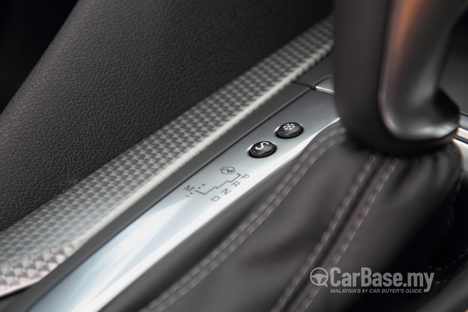Citroen DS5 Mk1 (2013) Interior