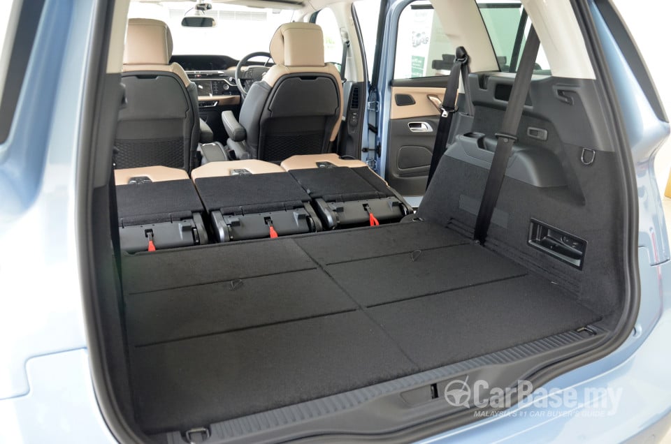Citroen Grand C4 Picasso Mk2 (2014) Interior