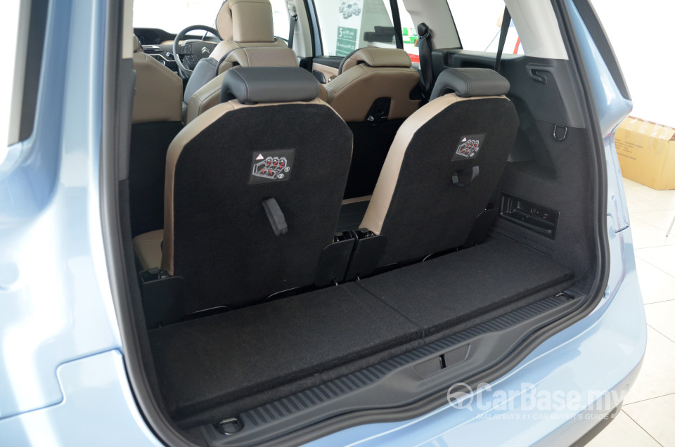 Citroen Grand C4 Picasso Mk2 (2014) Interior