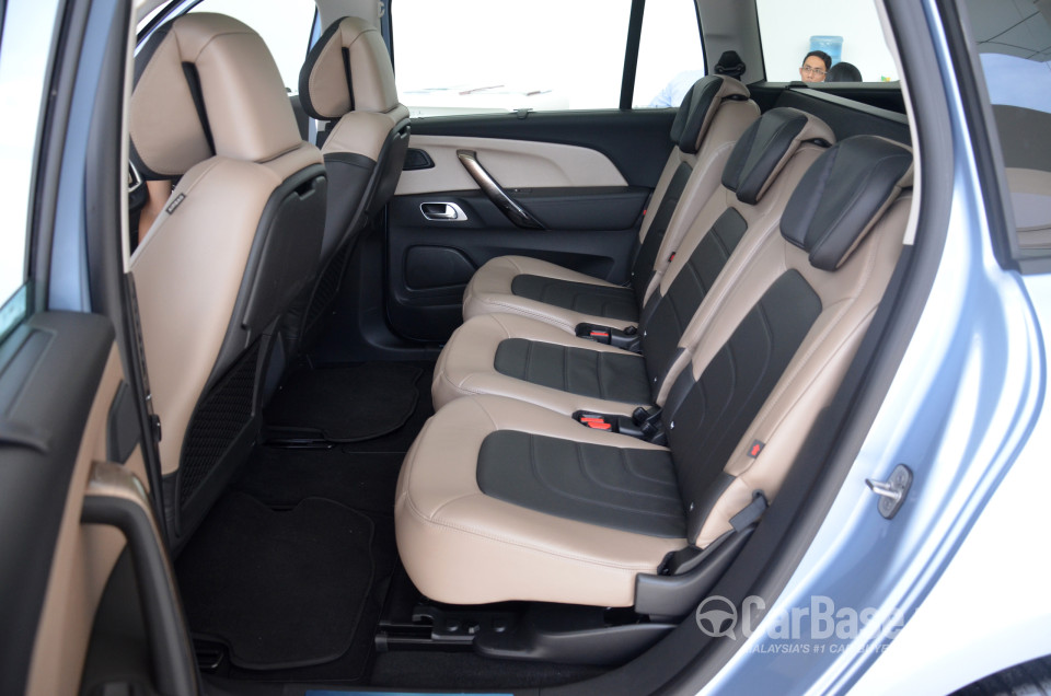 Citroen Grand C4 Picasso Mk2 (2014) Interior