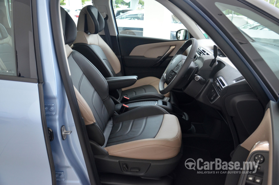 Citroen Grand C4 Picasso Mk2 (2014) Interior