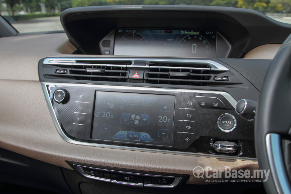 Citroen Grand C4 Picasso Mk2 (2014) Interior
