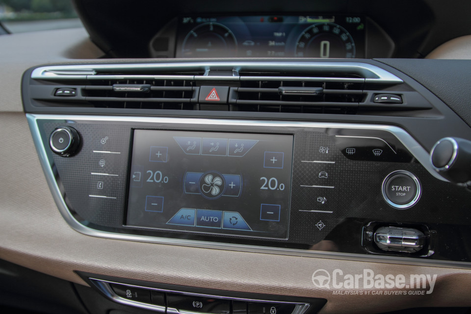 Citroen Grand C4 Picasso Mk2 (2014) Interior