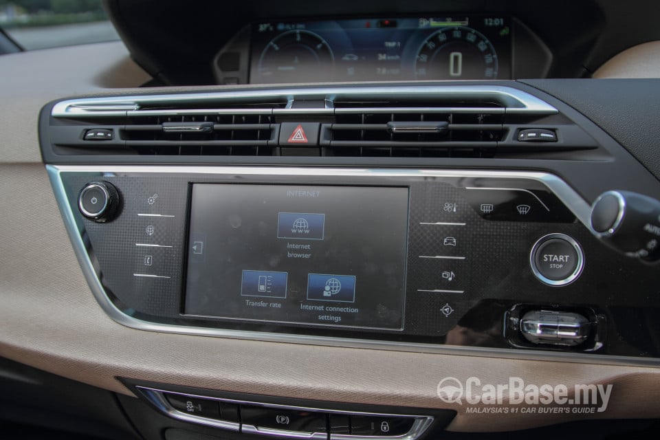 Citroen Grand C4 Picasso Mk2 (2014) Interior