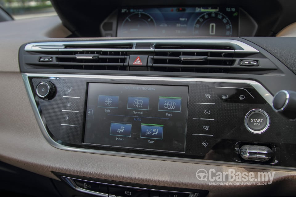 Citroen Grand C4 Picasso Mk2 (2014) Interior