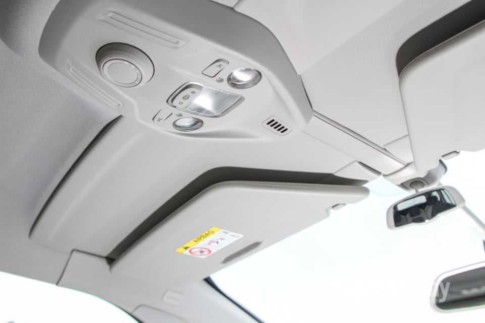 Citroen Grand C4 Picasso Mk2 (2014) Interior