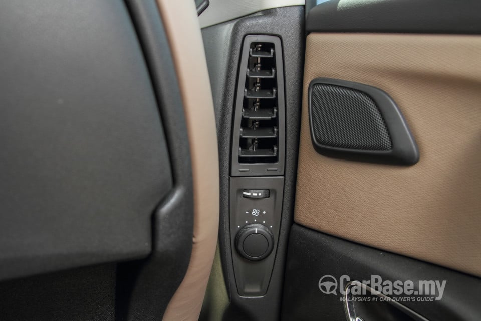Citroen Grand C4 Picasso Mk2 (2014) Interior