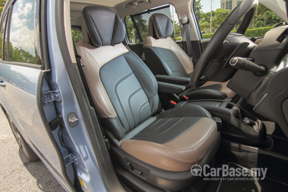 Citroen Grand C4 Picasso Mk2 (2014) Interior