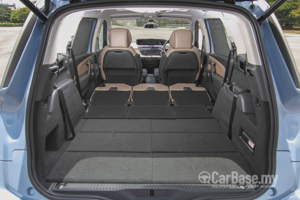 Citroen Grand C4 Picasso Mk2 (2014) Interior