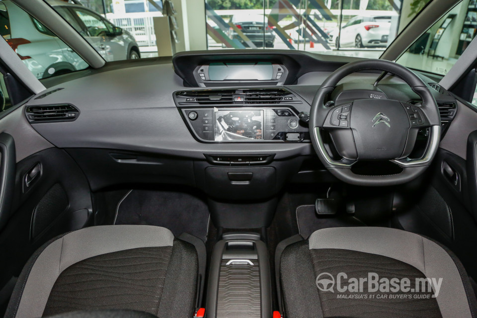 Citroen C4 Picasso Mk2 (2016) Interior