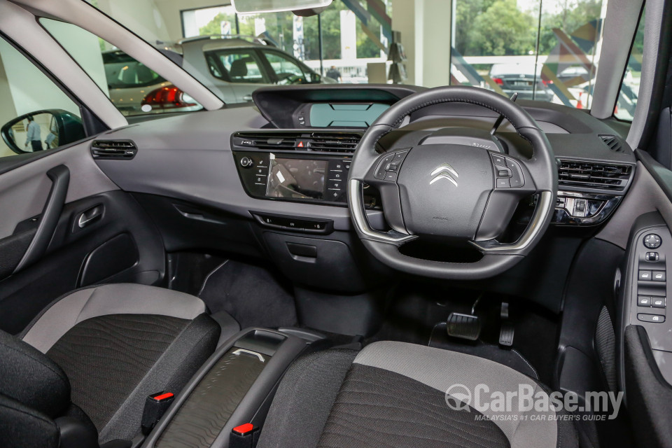 Citroen C4 Picasso Mk2 (2016) Interior