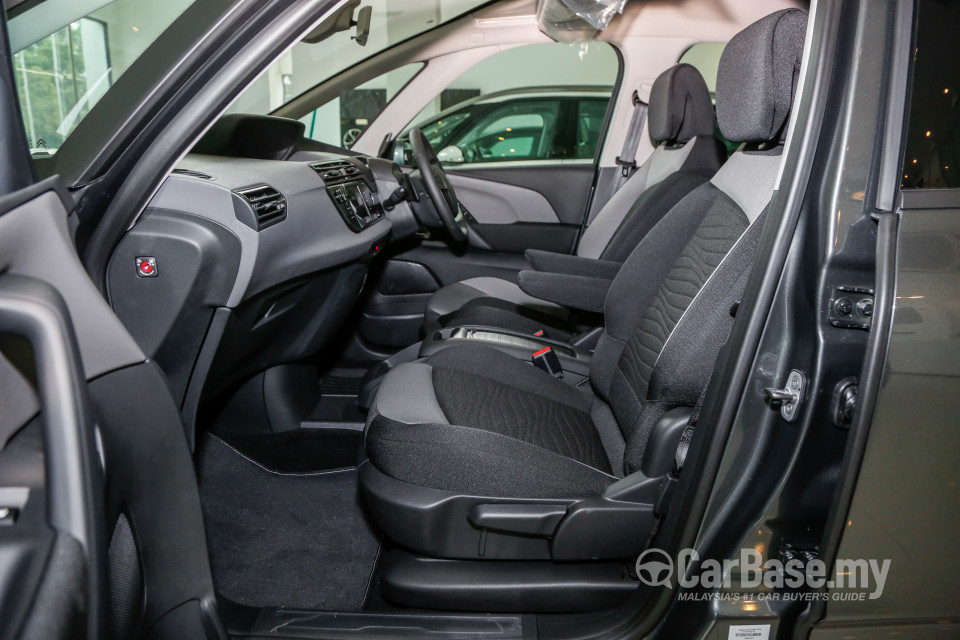 Citroen C4 Picasso Mk2 (2016) Interior