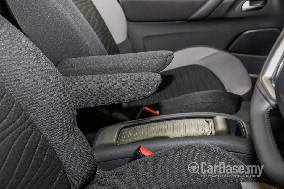 Citroen C4 Picasso Mk2 (2016) Interior
