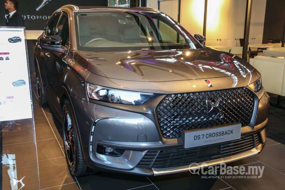 Citroen DS7 Crossback Mk1 (2019) Exterior