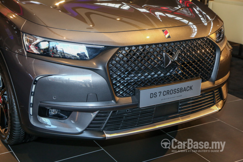 Citroen DS7 Crossback Mk1 (2019) Exterior