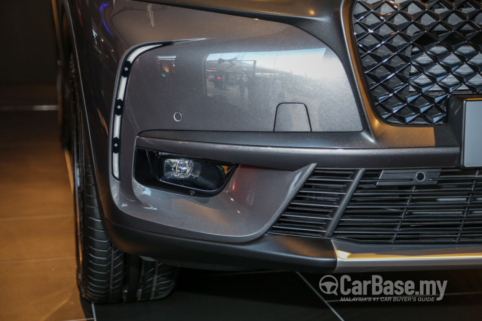 Citroen DS7 Crossback Mk1 (2019) Exterior
