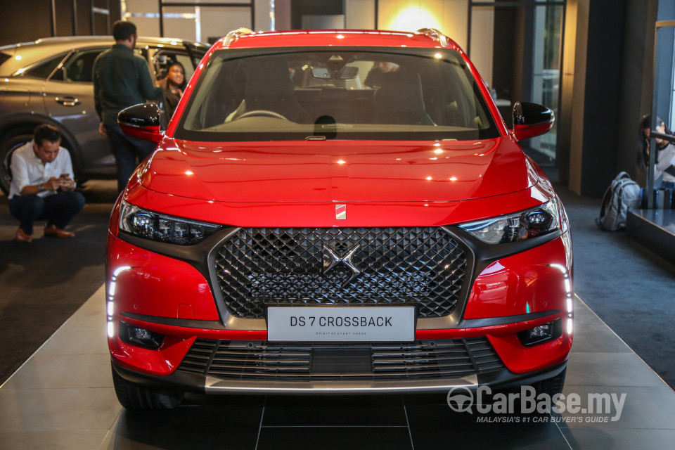 Citroen DS7 Crossback Mk1 (2019) Exterior