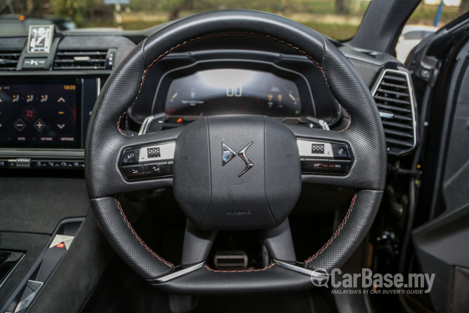 Citroen DS7 Crossback Mk1 (2019) Interior