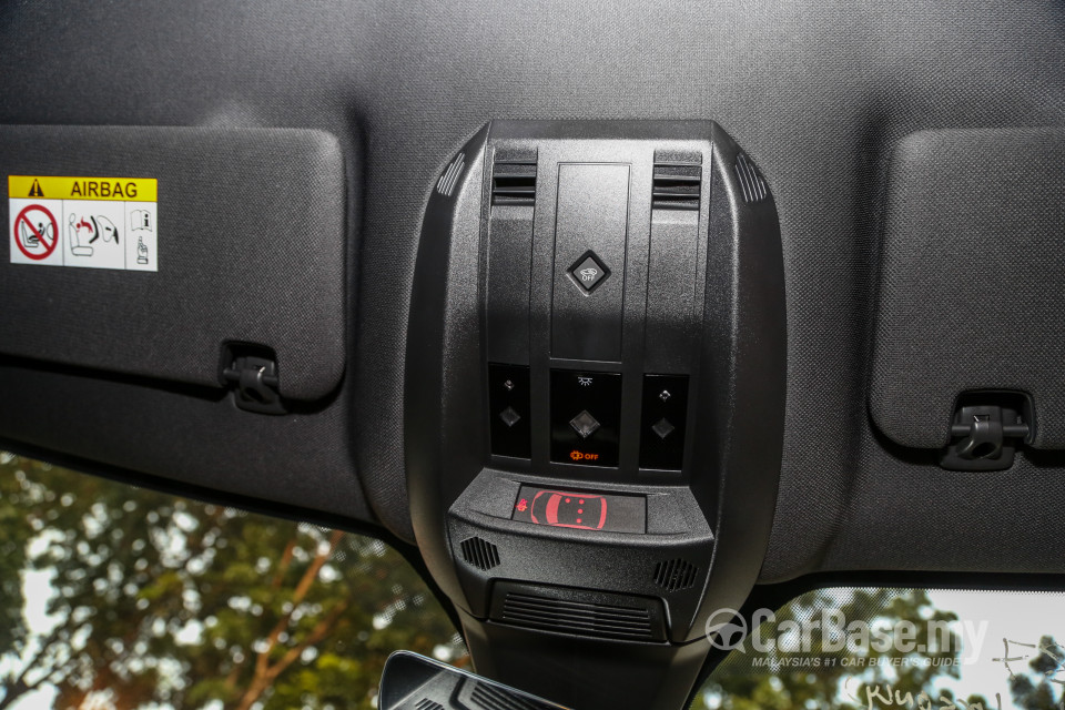 Citroen DS7 Crossback Mk1 (2019) Interior
