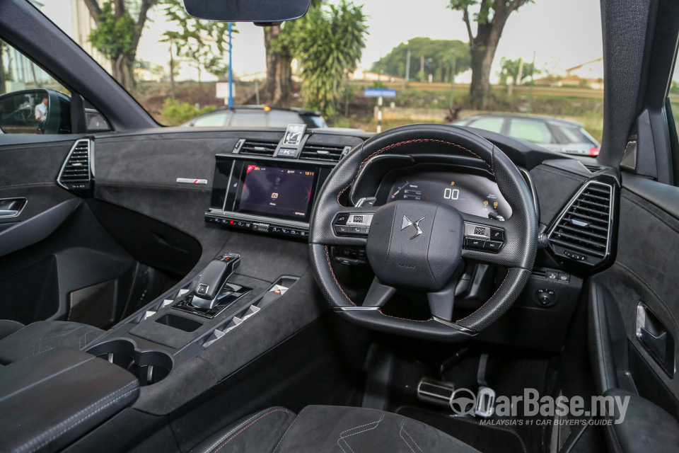 Citroen DS7 Crossback Mk1 (2019) Interior