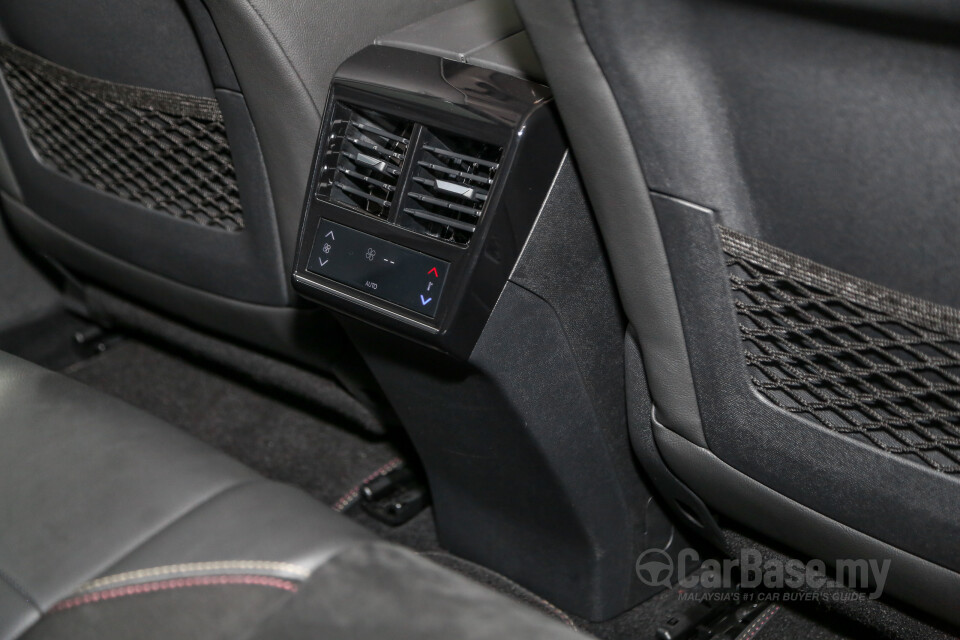 Mazda MX-5 ND (2015) Interior