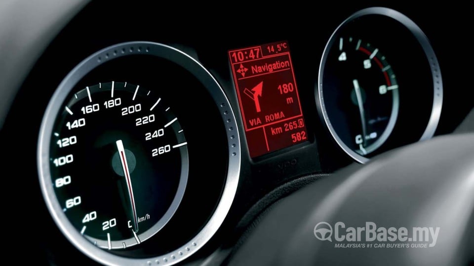 Alfa Romeo 159 Tipo 939 (2011) Interior