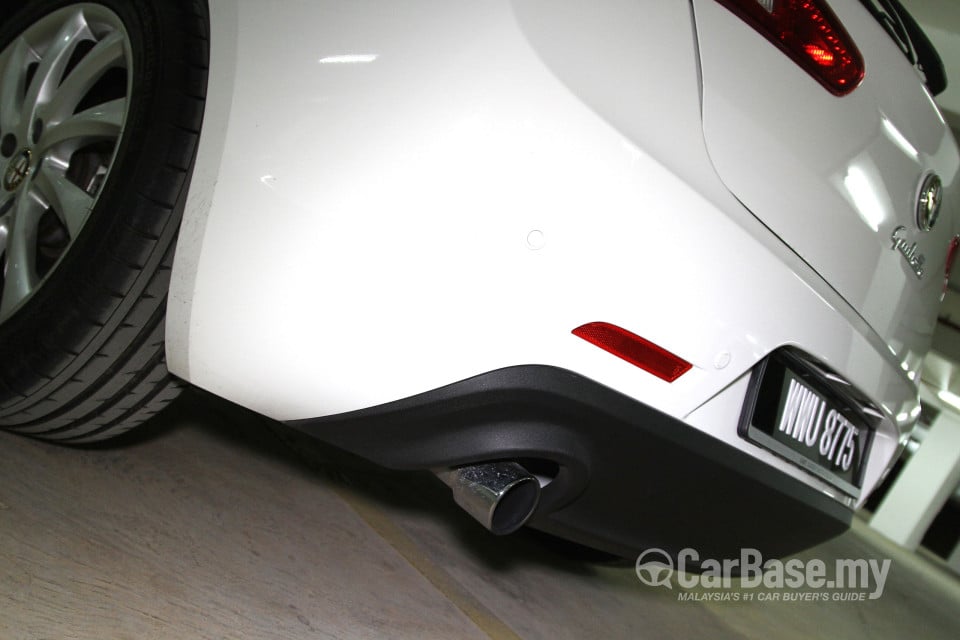 Alfa Romeo Giulietta Tipo 940 (2012) Exterior