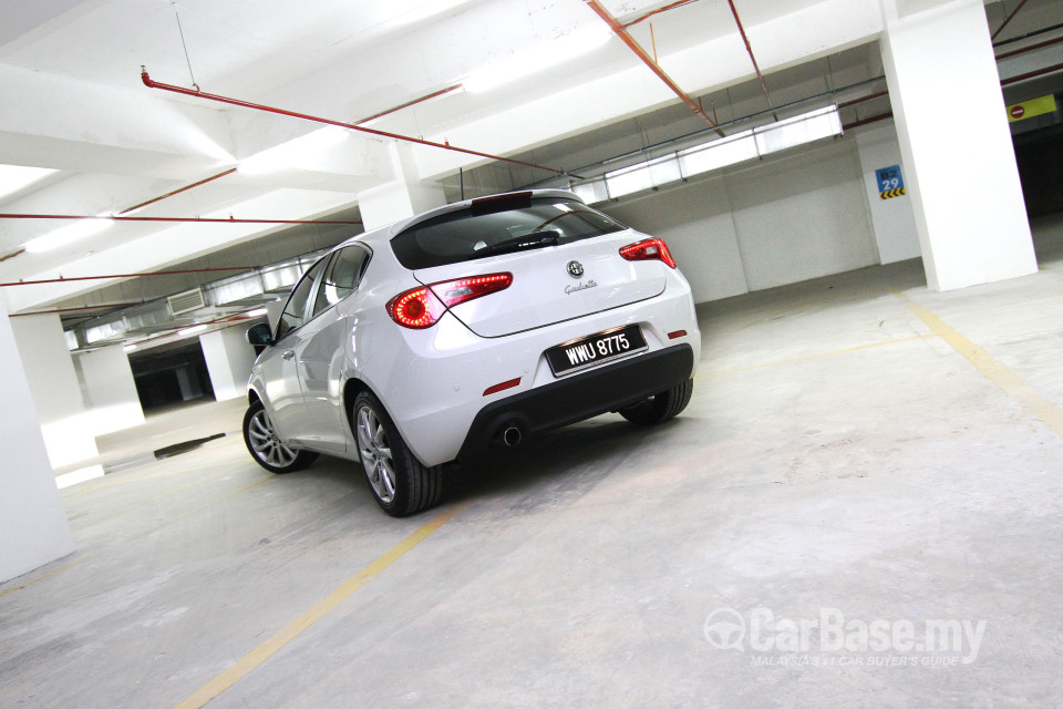 Alfa Romeo Giulietta Tipo 940 (2012) Exterior
