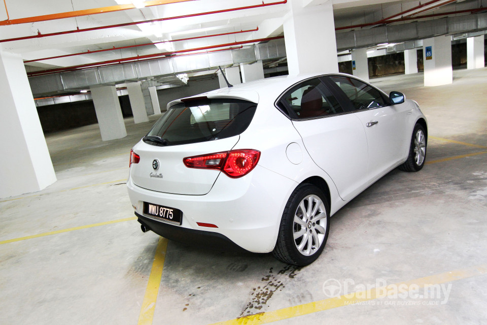 Alfa Romeo Giulietta Tipo 940 (2012) Exterior