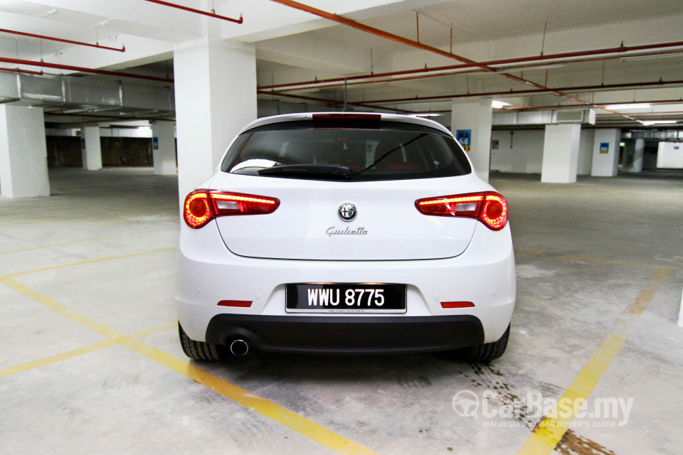 Alfa Romeo Giulietta Tipo 940 (2012) Exterior