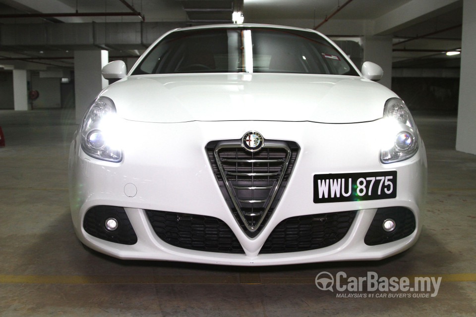 Alfa Romeo Giulietta Tipo 940 (2012) Exterior
