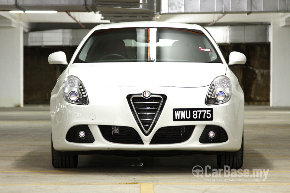 Alfa Romeo Giulietta Tipo 940 (2012) Exterior