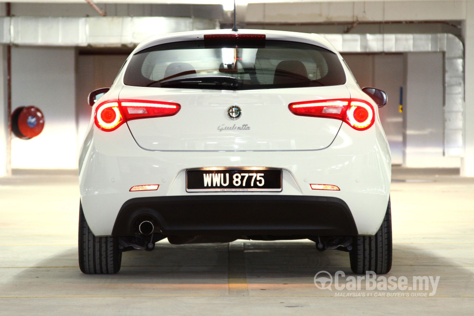 Alfa Romeo Giulietta Tipo 940 (2012) Exterior