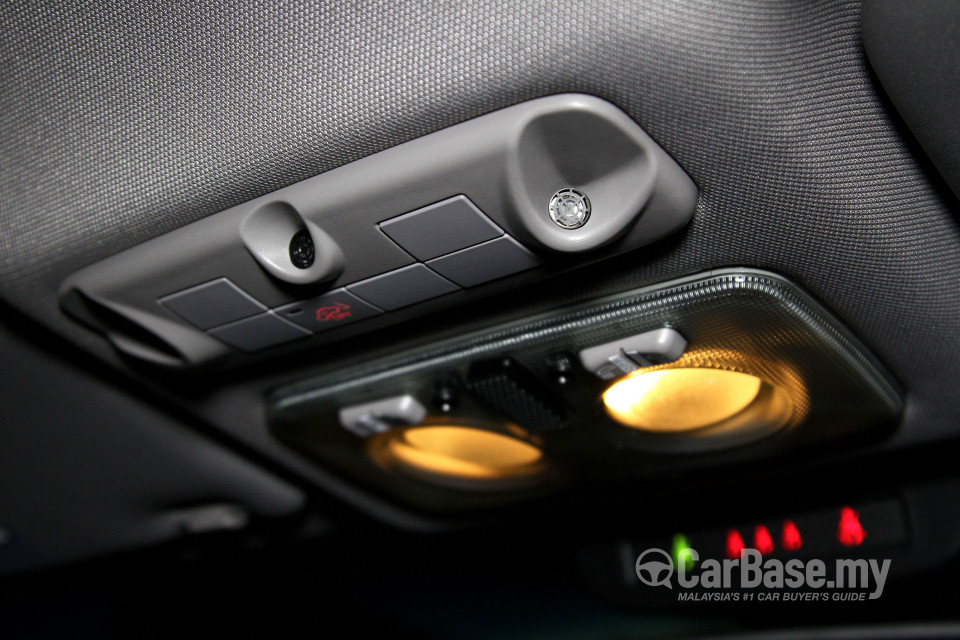 Alfa Romeo Giulietta Tipo 940 (2012) Interior