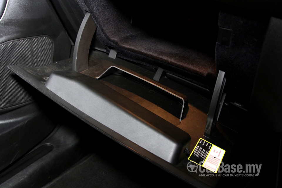 Alfa Romeo Giulietta Tipo 940 (2012) Interior