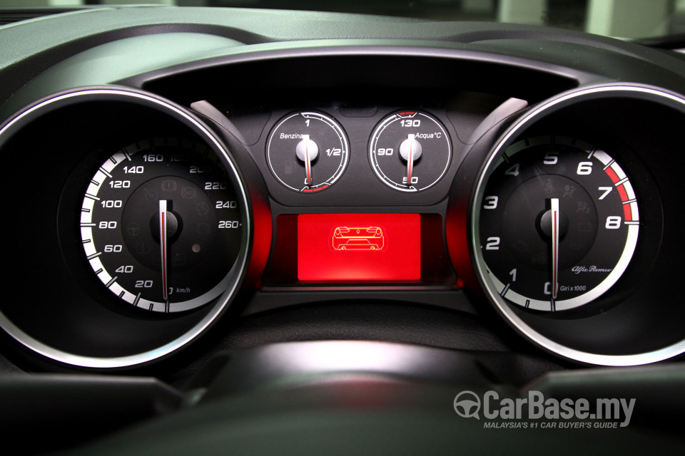 Alfa Romeo Giulietta Tipo 940 (2012) Interior