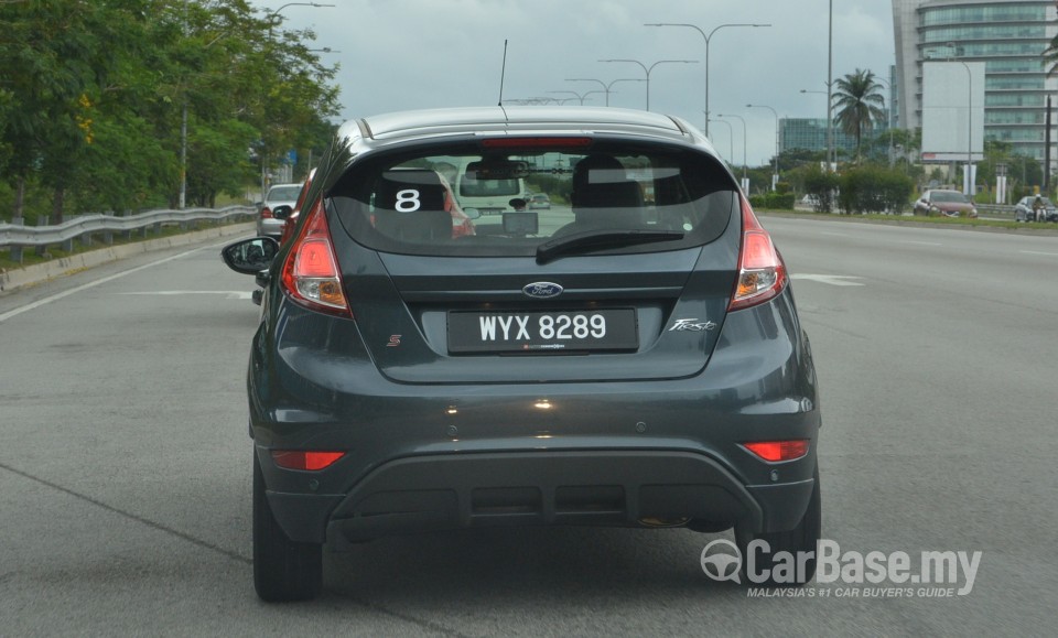 Ford Fiesta Mk6 Facelift (B299) (2013) Exterior