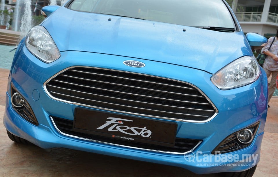 Ford Fiesta Mk6 Facelift (B299) (2013) Exterior