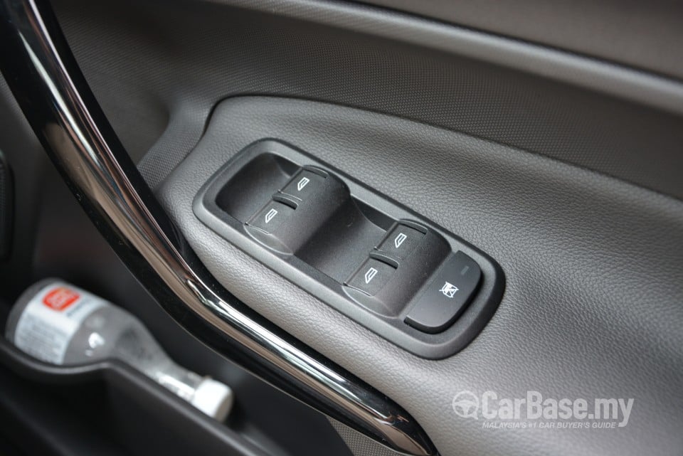 Ford Fiesta Mk6 Facelift (B299) (2013) Interior