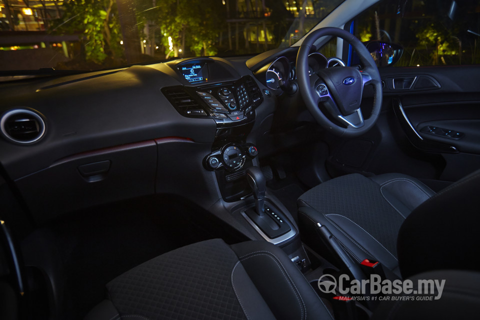 Ford Fiesta Mk6 Facelift (B299) (2013) Interior