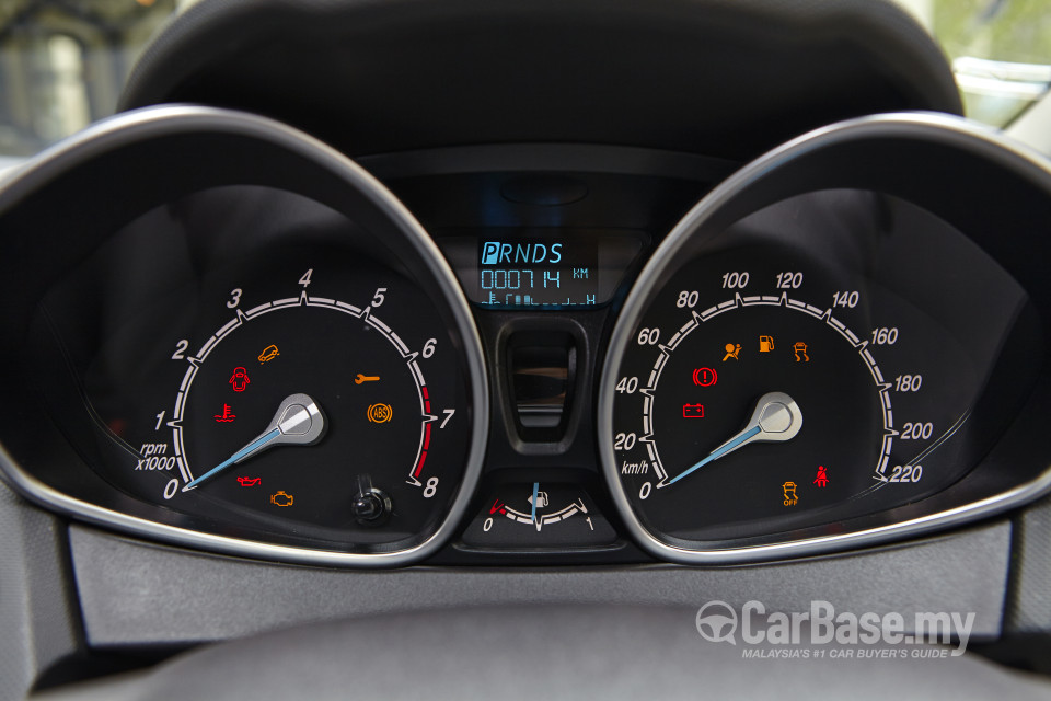 Ford Fiesta Mk6 Facelift (B299) (2013) Interior