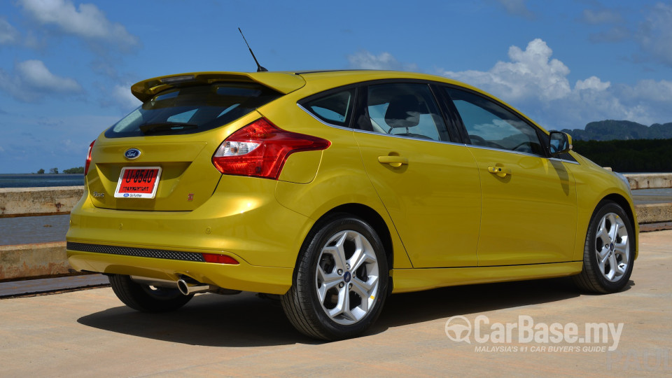 Ford Focus Mk3 (C346) (2012) Exterior