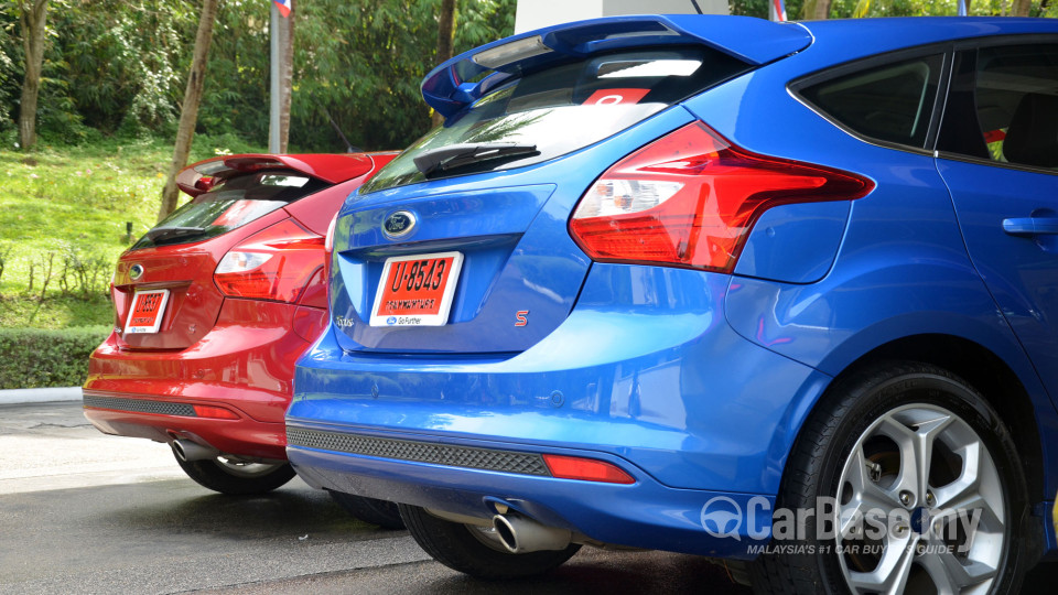 Ford Focus Mk3 (C346) (2012) Exterior